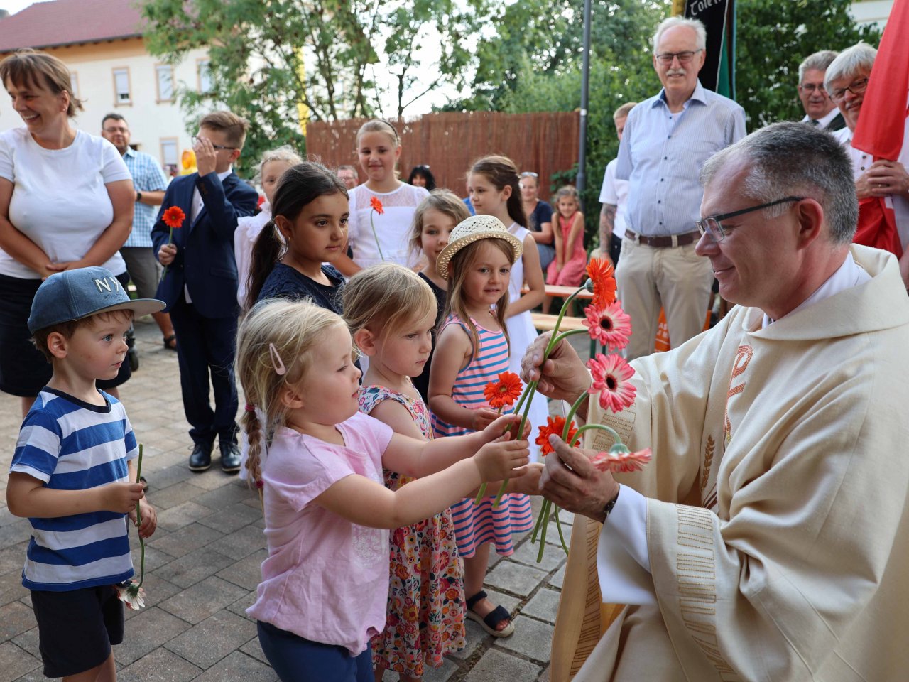 Stefan Lunz zum Priester geweiht