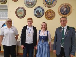 Weinfest und Königsproklamation